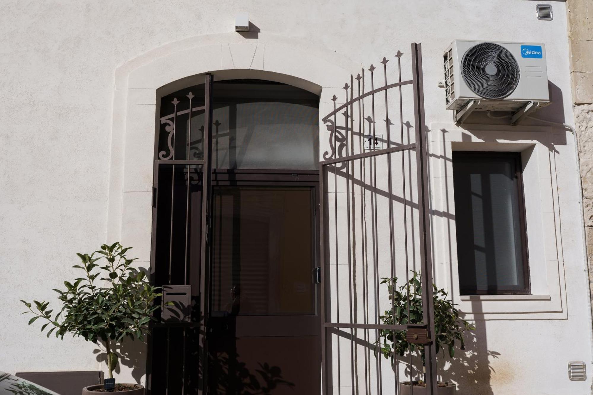 House Aury Apartamento Syracuse Exterior foto